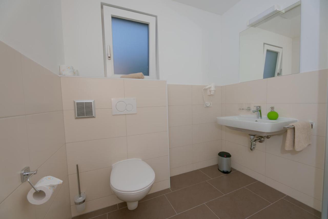 Mounira Ladis Apartamento Exterior foto